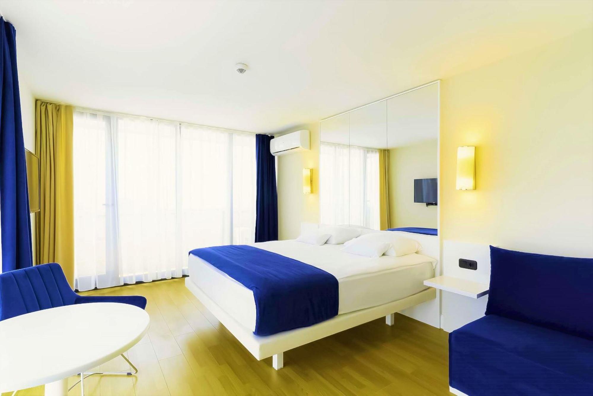Relax And Unwind Premier Sea View Aparthotel In Batumi Exteriér fotografie